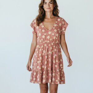 No Boundaries Short Sleeve V-neck Tiered Skirt Dress-Size XXL (19)-Elastic Waist